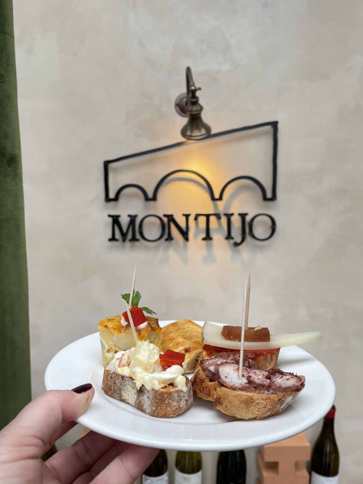 Montijo, La Cave à Manger lance son brunch!